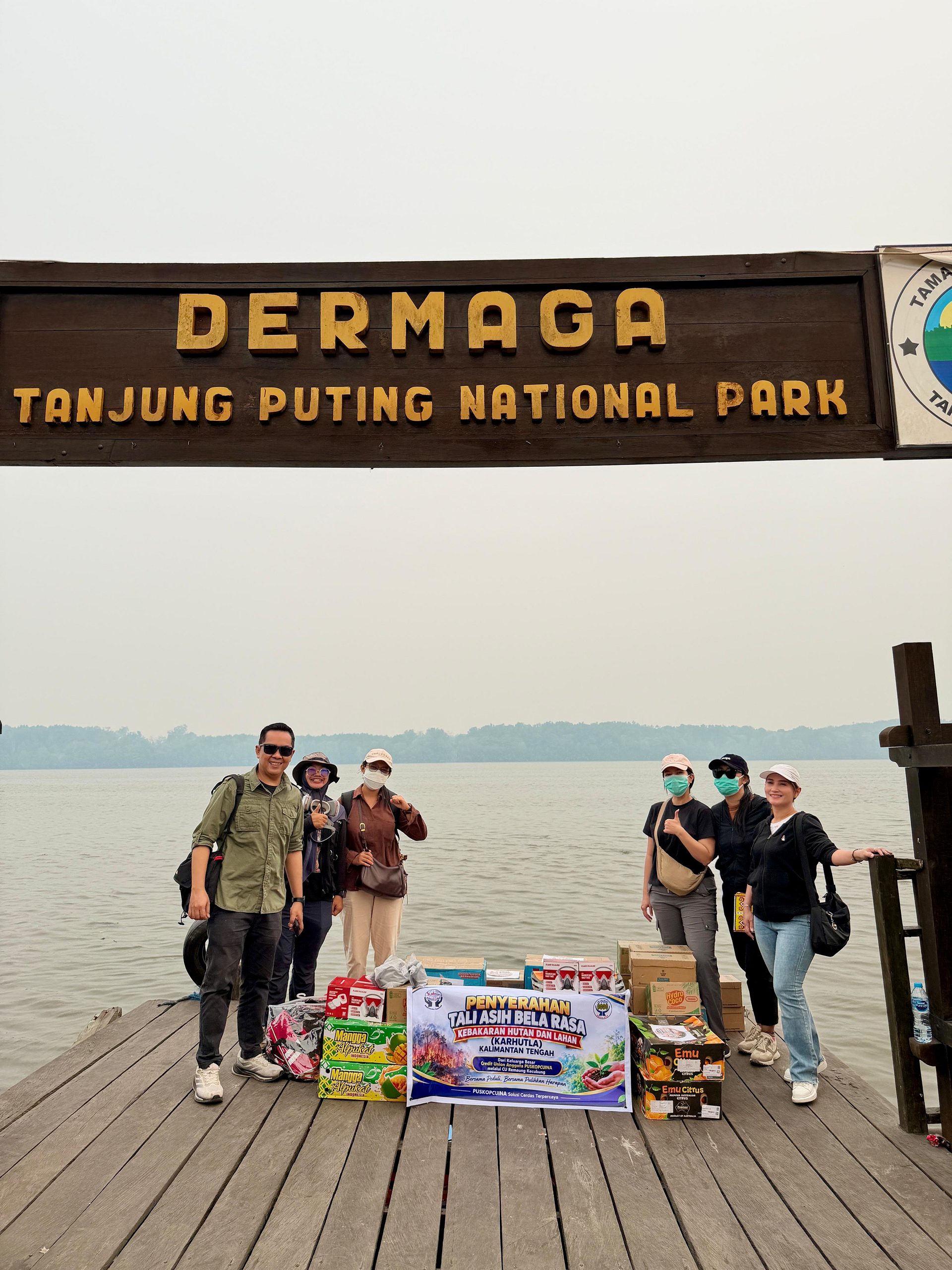 Bersama Peduli, Bersama Pulihkan Harapan: Aksi Nyata PUSKOPCUINA bersama CU Remaung Kecubung untuk Relawan Karhutla Taman Nasional Tanjung Puting